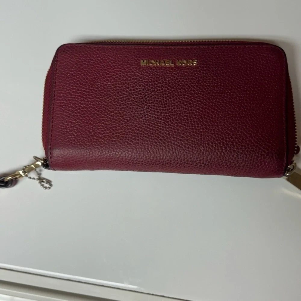 Michael Kors Red Wallet Sleek Design Gold Hardware
